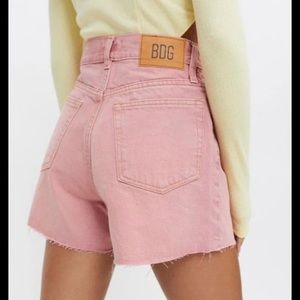 urban outfitter pink denim shorts 24"